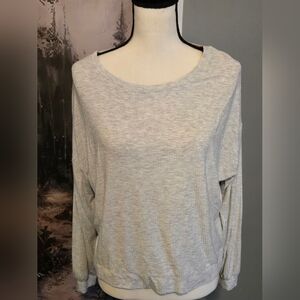 Old Navy Light Gray Long Sleeve Top Sz S. Super Soft And Flowy. Great W Jeans.